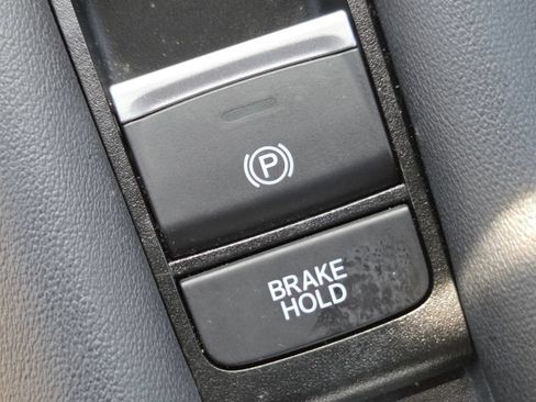 Certified 2023 Honda HR-V Sport image 7