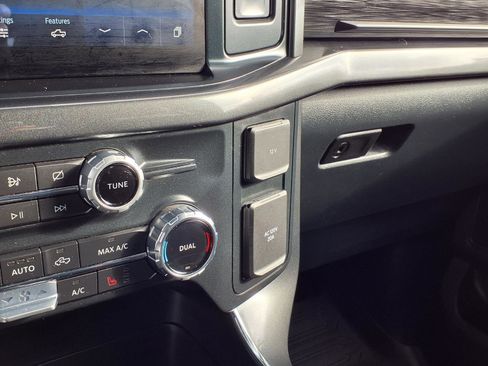 Used 2022 Ford F150 XLT w/ Equipment Group 302A High image 13