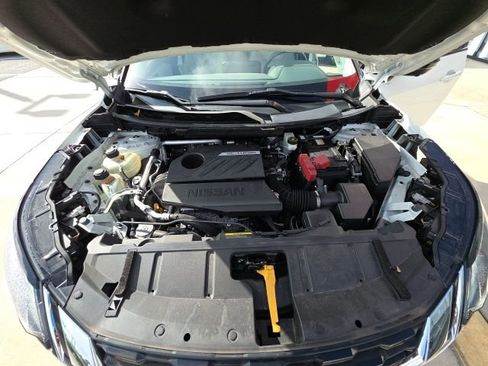 Used 2023 Nissan Rogue SL w/ SL Premium Package image 29