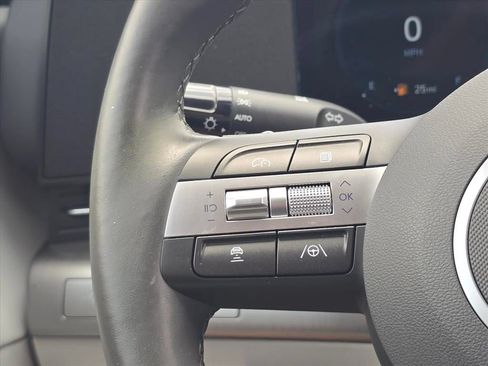 Used 2024 Hyundai Kona Limited AWD/4WD image 23