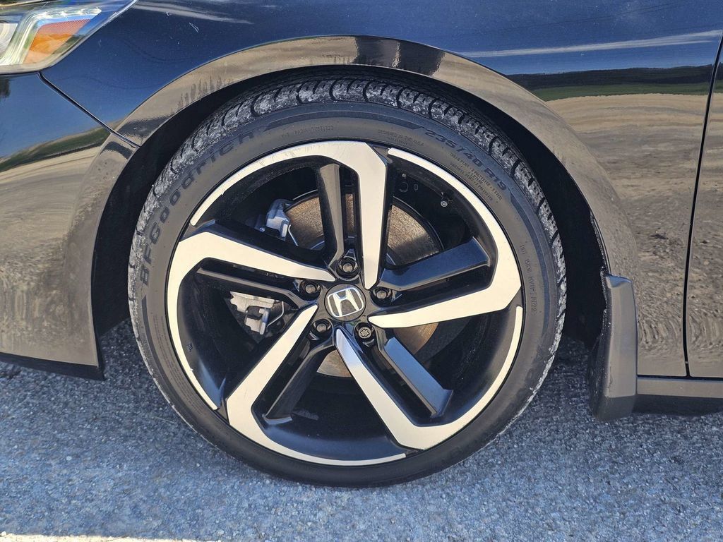 Used 2022 Honda Accord Sport image 11