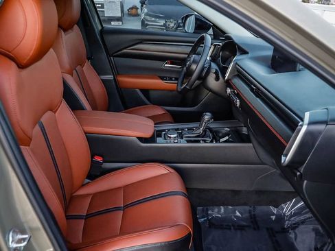 Used 2025 MAZDA CX-50 Meridian Edition w/ Apex Package image 21