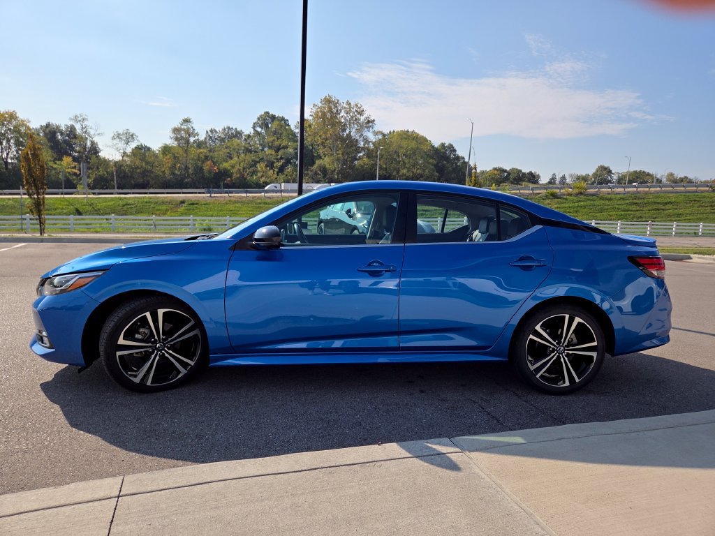 Used 2023 Nissan Sentra SR w/ SR Premium Package FWD image 22