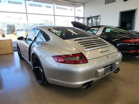 Used 2006 Porsche 911 Carrera 4 image 6