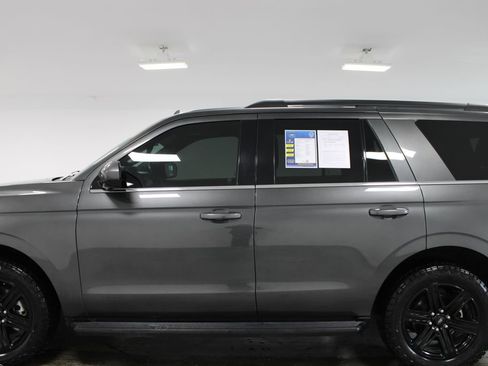 Used 2021 Ford Expedition XLT image 6