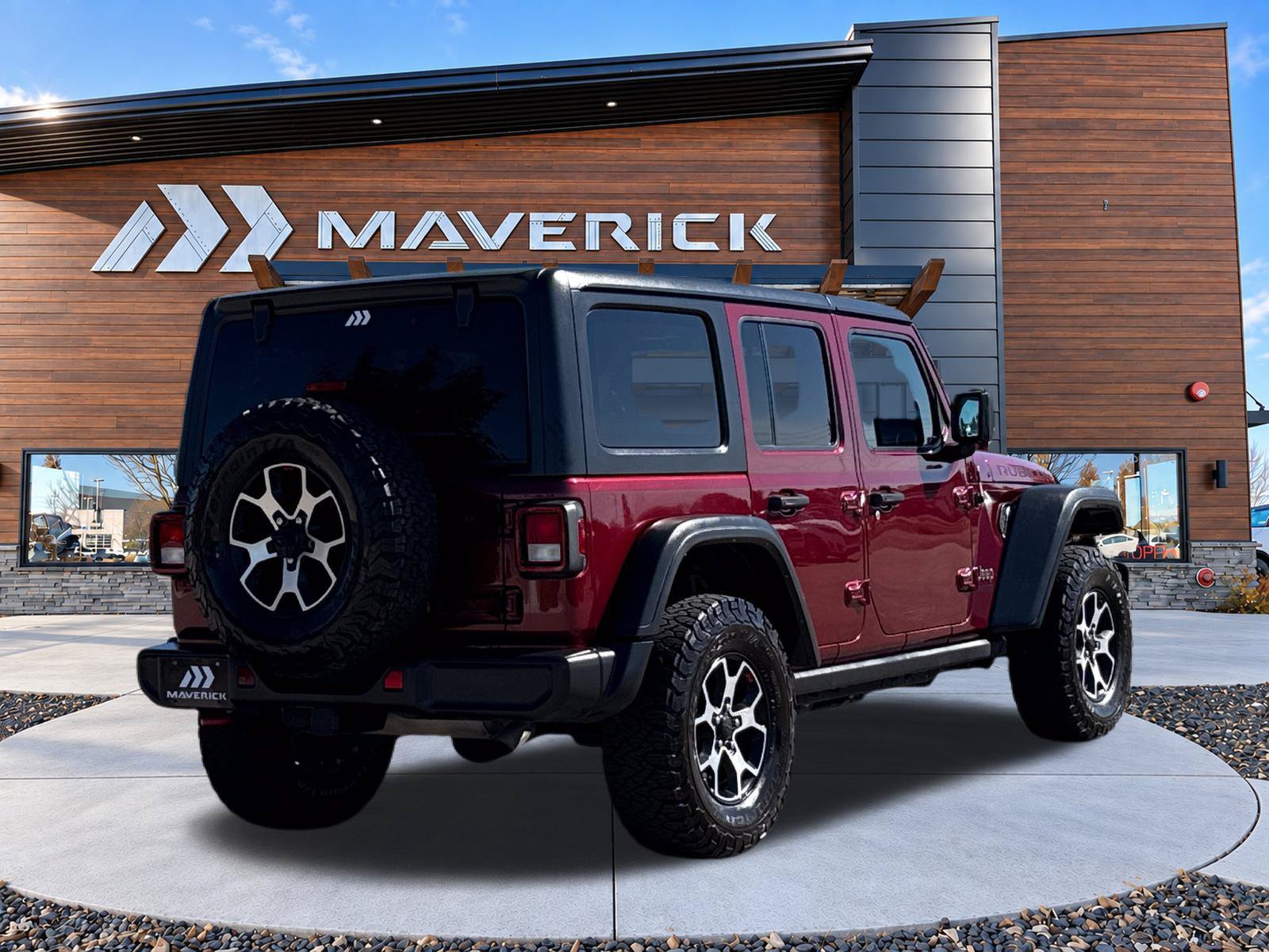 Used 2021 Jeep Wrangler Unlimited Rubicon w/ Cold Weather Group AWD/4WD image 7