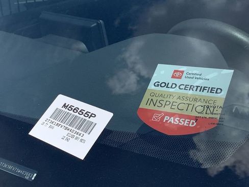 Certified 2025 Toyota RAV4 LE FWD image 37