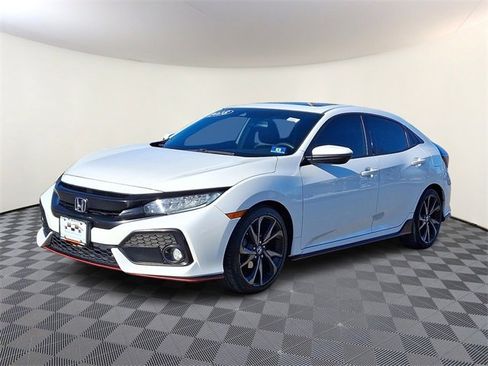 Used 2018 Honda Civic Sport Touring image 3