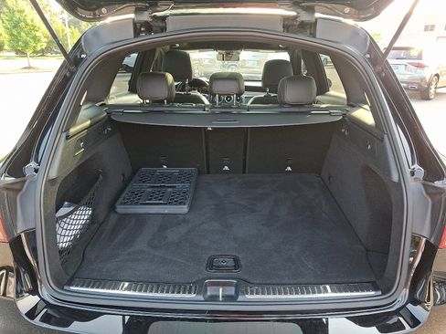 Used 2022 Mercedes-Benz GLC 300 4MATIC SUV image 28