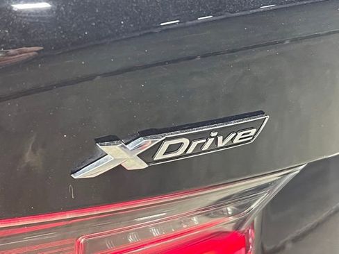 Used 2020 BMW 330i xDrive Sedan w/ Premium Package image 37