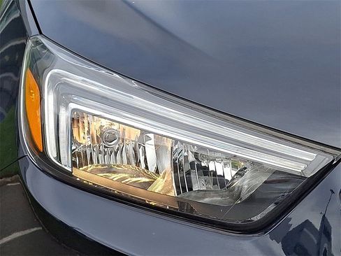 Used 2022 Buick Encore Preferred w/ Safety Package image 10