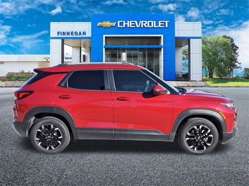 Used 2021 Chevrolet TrailBlazer LT w/ Convenience Package image 8