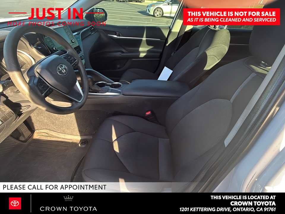 Used 2024 Toyota Camry LE FWD image 5
