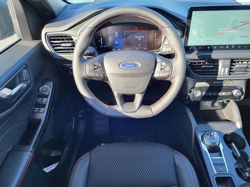 New 2026 Ford Escape ST-Line w/ Tech Pack #1 image 18