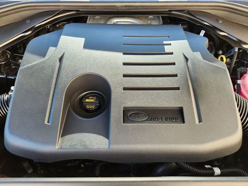 New 2026 Land Rover Range Rover Long Wheelbase SE image 21