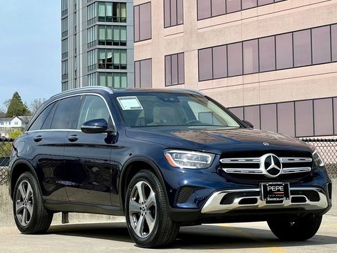 Certified 2022 Mercedes-Benz GLC 300 4MATIC image 1