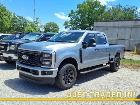 Used 2023 Ford F250 XL w/ STX Appearance Package AWD/4WD image 1