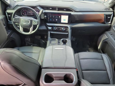 Used 2024 GMC Sierra 3500 Denali AWD/4WD image 5