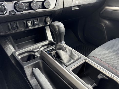 Used 2023 Toyota Tacoma SR5 w/ Black Out Package (TMS) image 27