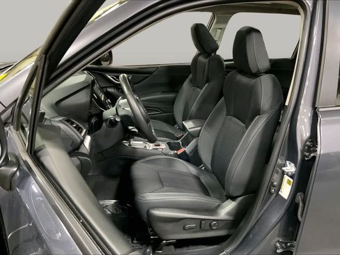 Used 2024 Subaru Forester Premium AWD/4WD image 8