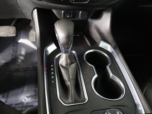 Used 2022 Chevrolet Traverse LT w/ LPO, Floor Liner Package image 51