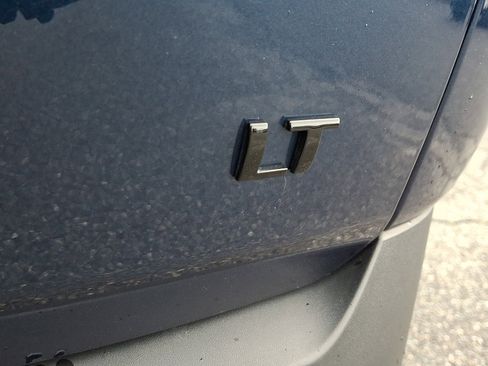 Certified 2023 Chevrolet Traverse LT FWD image 33