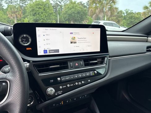 Used 2024 Lexus ES 300h F Sport w/ Accessory Package (Z1) FWD image 14