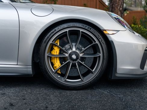 Used 2019 Porsche 911 GT3 image 12