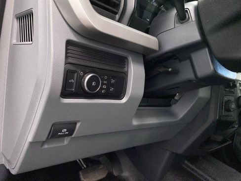 New 2025 Ford F550 4x4 SuperCab Super Duty image 15
