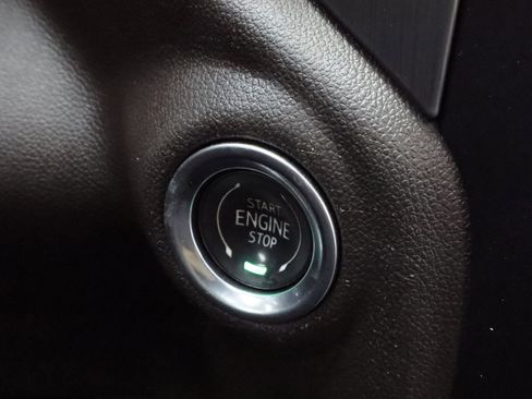 Certified 2021 GMC Sierra 2500 Denali w/ Denali Ultimate Package image 21