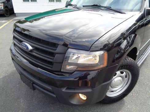 Used 2016 Ford Expedition XL image 18
