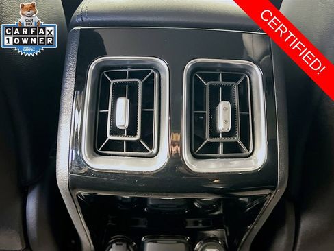 Certified 2023 Kia Sorento SX Prestige image 28