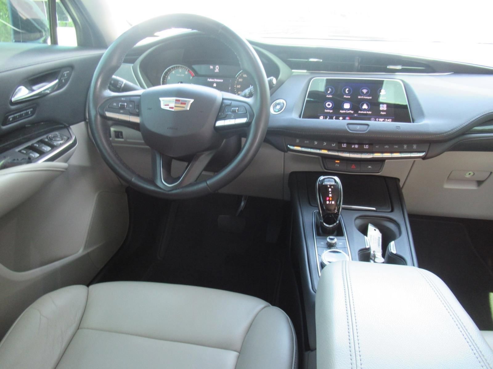 Used 2020 Cadillac XT4 Premium Luxury w/ Driver Awareness Package FWD image 12