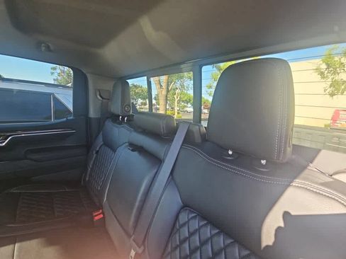 Used 2023 GMC Sierra 1500 Elevation w/ Preferred Package RWD image 12