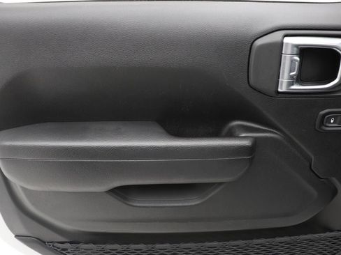 Used 2022 Jeep Wrangler Unlimited Sport AWD/4WD image 15