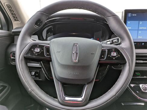 Certified 2025 Lincoln Corsair AWD w/ Equipment Group 101A image 18