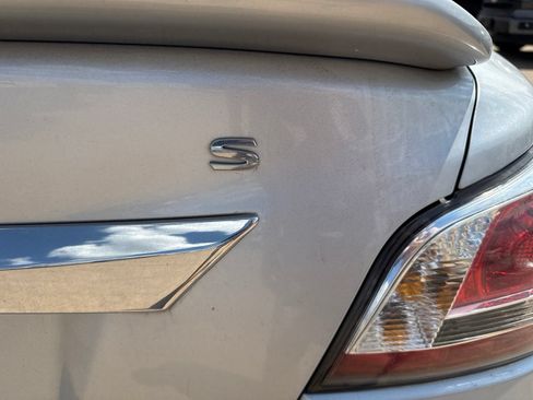Used 2015 Nissan Altima 2.5 S w/ Sport Value Package FWD image 8
