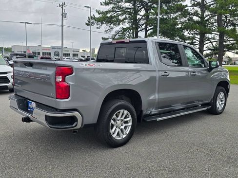 Certified 2025 Chevrolet Silverado 1500 LT w/ Leather Package AWD/4WD image 5