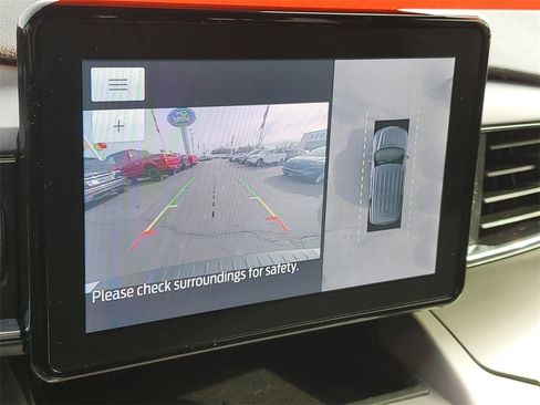 Used 2023 Ford Explorer XLT w/ Equipment Group 202A image 21