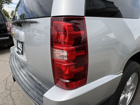 Used 2013 Chevrolet Tahoe LTZ AWD/4WD image 40