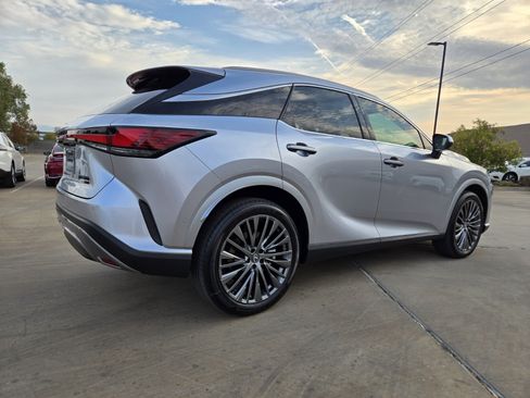 New 2026 Lexus RX 350h AWD/4WD image 3