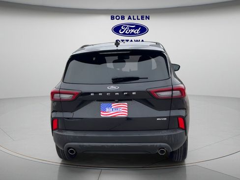 Used 2025 Ford Escape ST-Line image 4