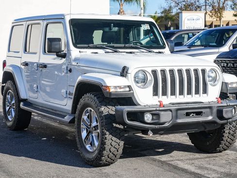 Used 2022 Jeep Wrangler Unlimited Sahara image 3