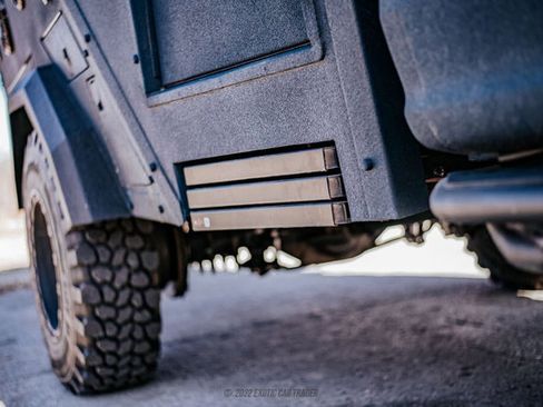 Used 2022 Ford F550 4x4 Crew Cab Super Duty w/ Power Equipment Group image 90