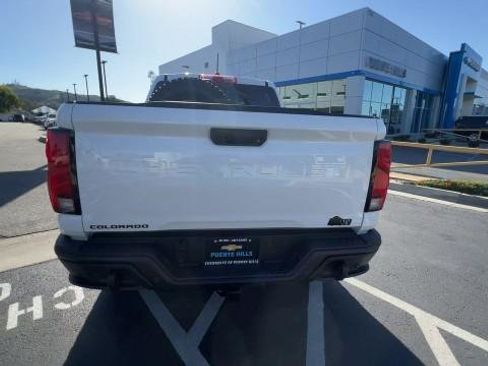 New 2026 Chevrolet Colorado ZR2 w/ ZR2 Bison Edition image 7