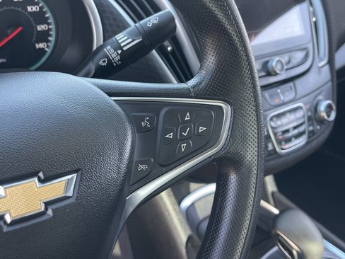 Used 2024 Chevrolet Malibu LT FWD image 24