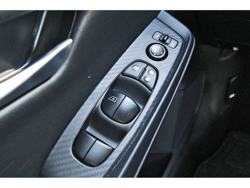 Used 2025 Nissan Sentra SV FWD image 20