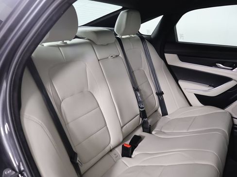 Used 2024 Jaguar XF R-Dynamic SE AWD/4WD image 34