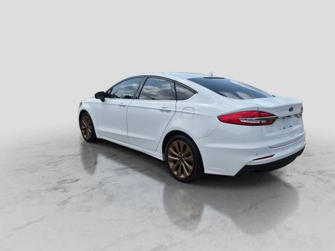 Used 2020 Ford Fusion SE AWD/4WD image 6