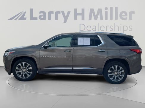 Used 2020 Chevrolet Traverse Premier AWD/4WD image 2